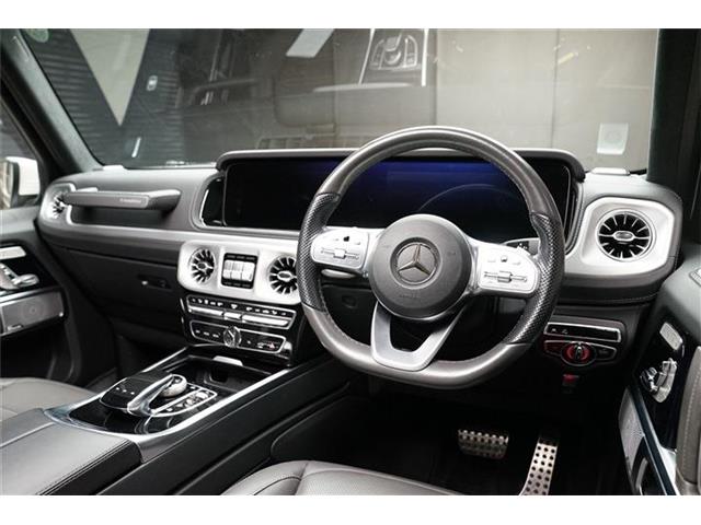 Mercedes-Benz G-Class 9