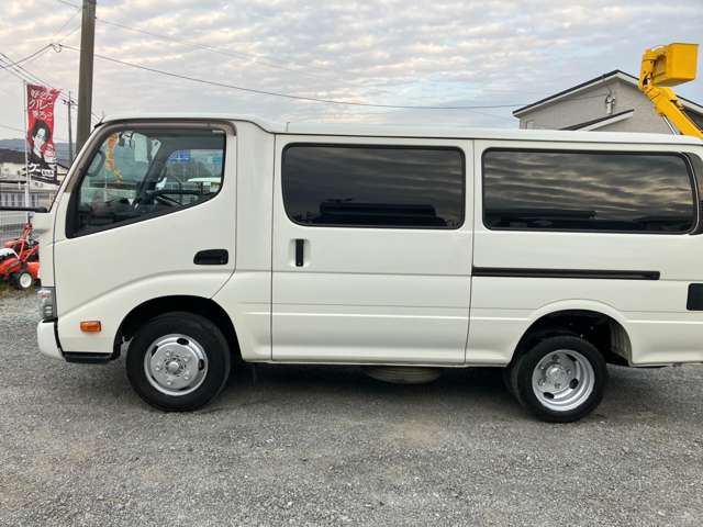 Toyota Dyna Route Van 2