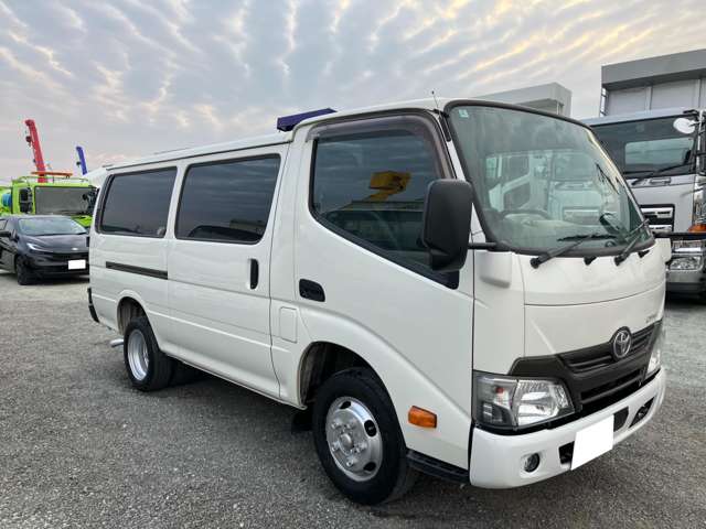 Toyota Dyna Route Van 5