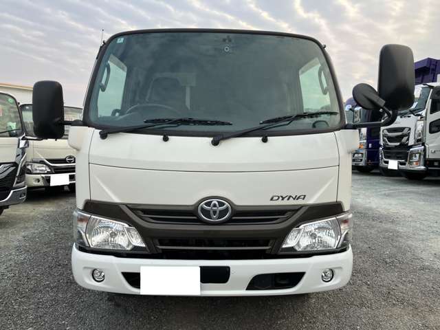Toyota Dyna Route Van 6