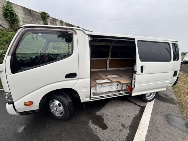Toyota Dyna Route Van 7