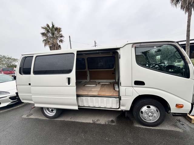 Toyota Dyna Route Van 8