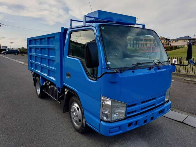 Isuzu Elf 5