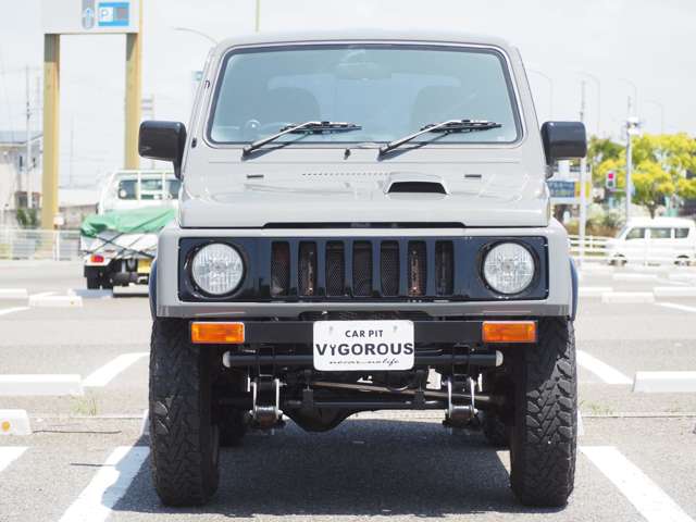 Suzuki Jimny 4