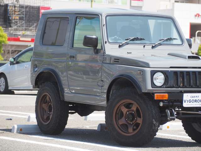 Suzuki Jimny 6