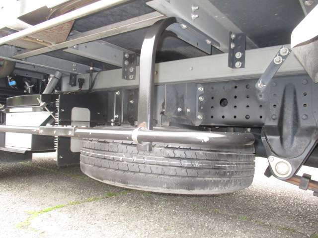 Mitsubishi Fuso Canter 10