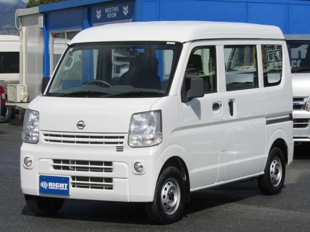 Nissan NV100 Clipper 12