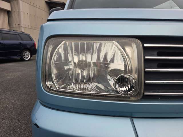 Daihatsu ネイキッド 10
