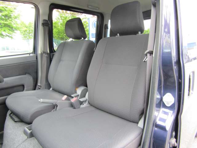 Daihatsu Hijet Cargo 7