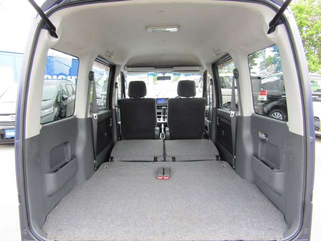 Daihatsu Hijet Cargo 10