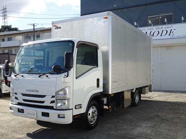 Isuzu Elf 5