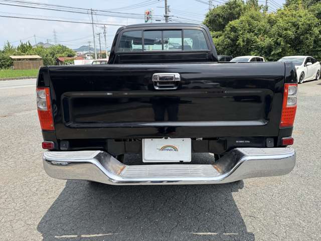 Toyota Hilux 6