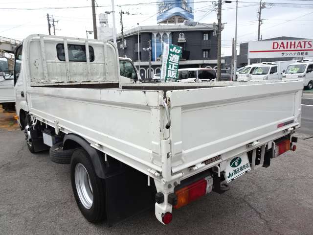 Hino Dutro 12