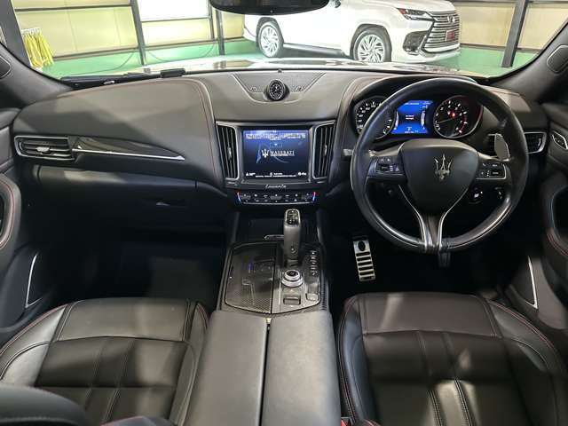 Maserati Levante 6