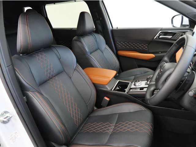 Mitsubishi Outlander 7