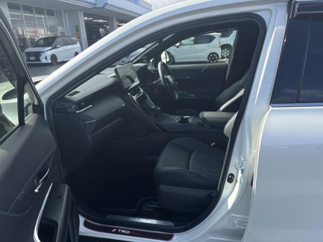 Toyota Harrier 9