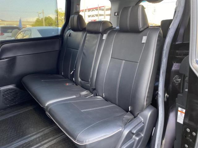 Toyota Noah 10