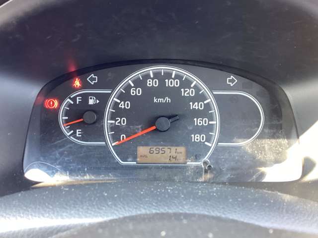 Nissan NV150 AD 8