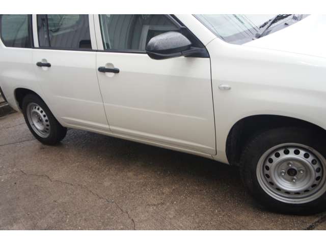Toyota Probox Van 11
