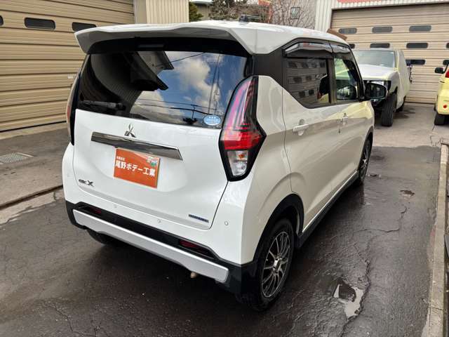 Mitsubishi eK X 8