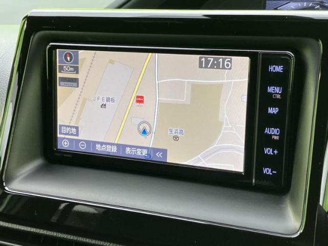 Toyota Voxy 11