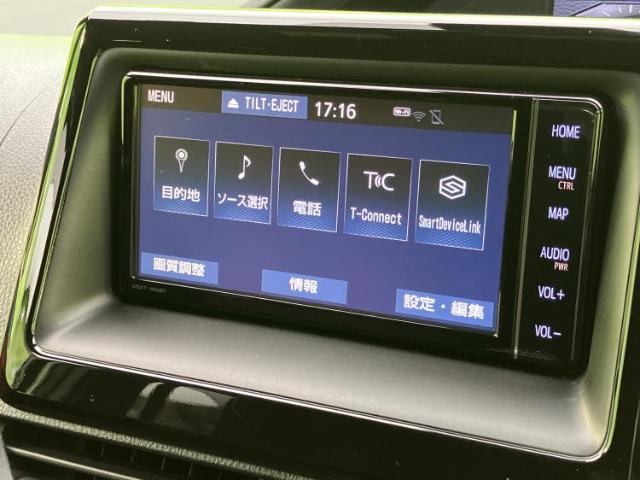 Toyota Voxy 4