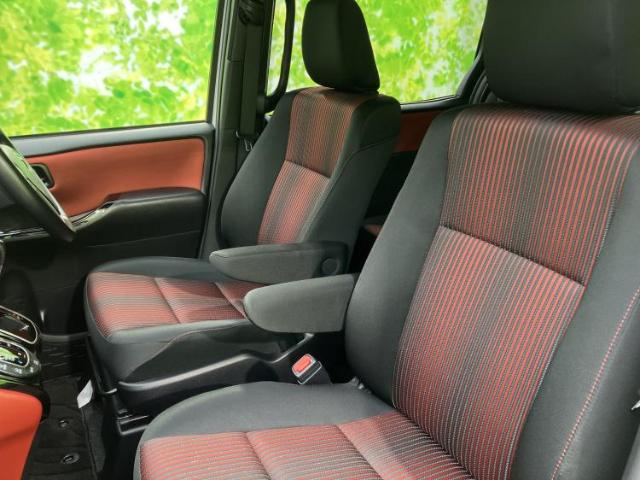Toyota Voxy 9