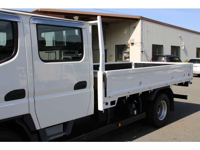 Mitsubishi Fuso Canter 12