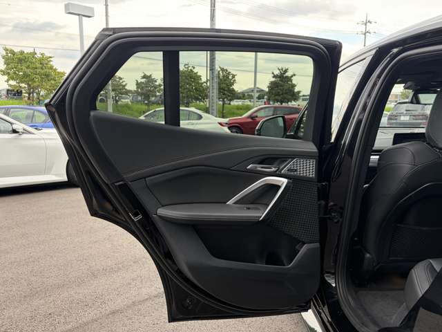 BMW iX2 12