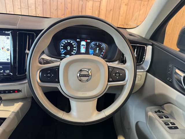 Volvo XC60 12
