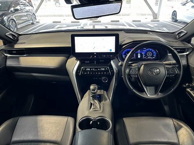 Toyota Harrier 2
