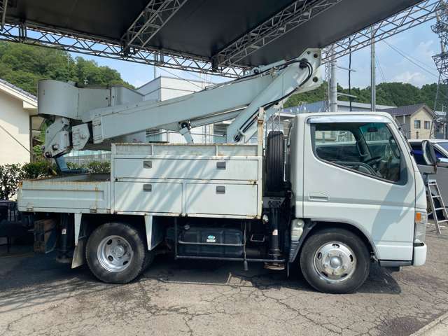 Mitsubishi Fuso Canter 7