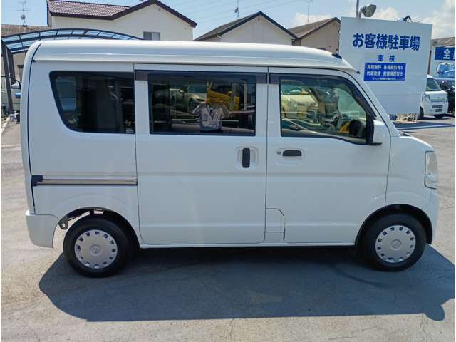 Nissan NV100 Clipper 6