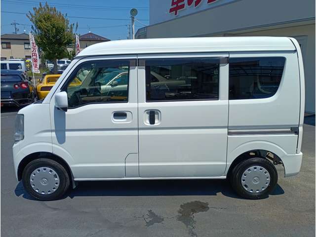 Nissan NV100 Clipper 10