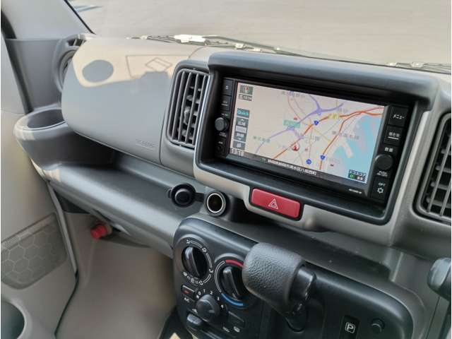 Nissan NV100 Clipper 11