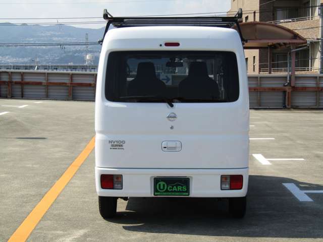 Nissan NV100 Clipper 11