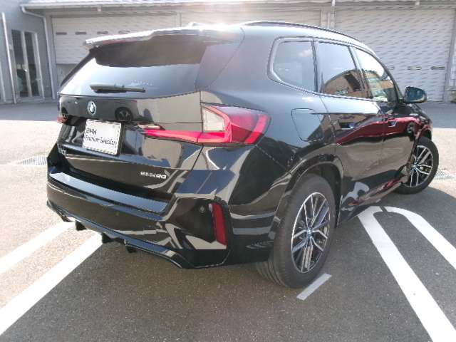 BMW iX1 5
