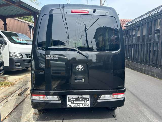 Toyota Pixis Van 3