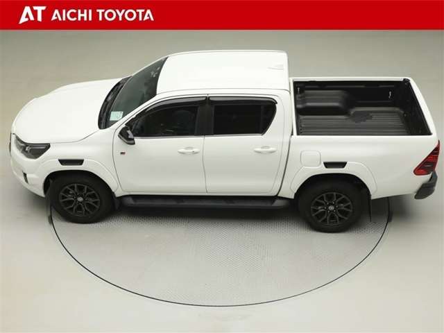 Toyota Hilux 11