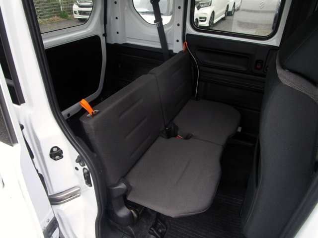 Honda N-VAN 11