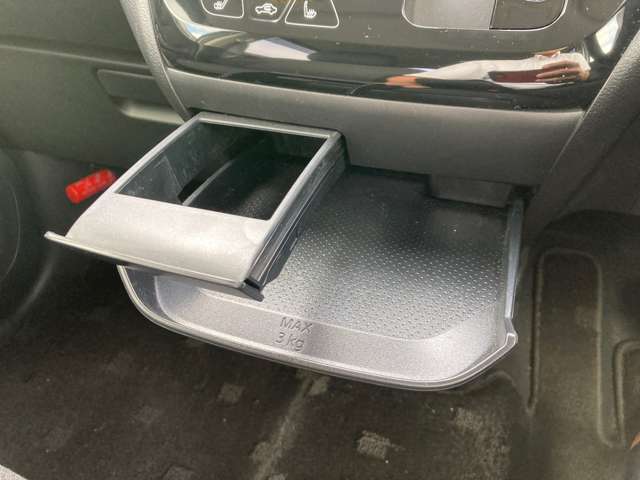 Mitsubishi eK X 11