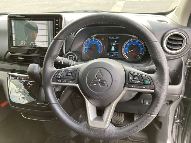 Mitsubishi eK X 6
