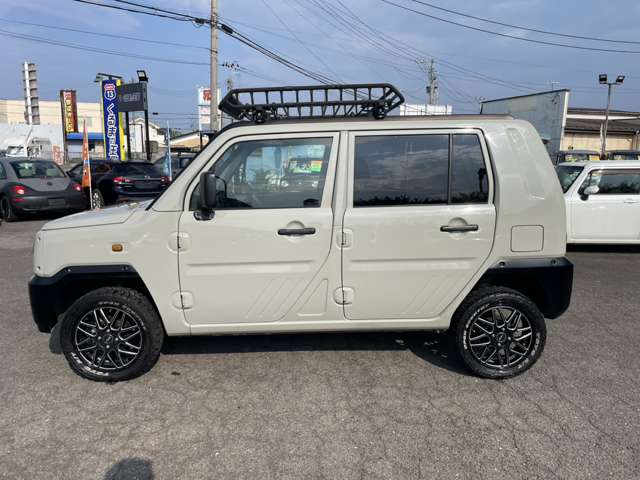 Daihatsu ネイキッド 4