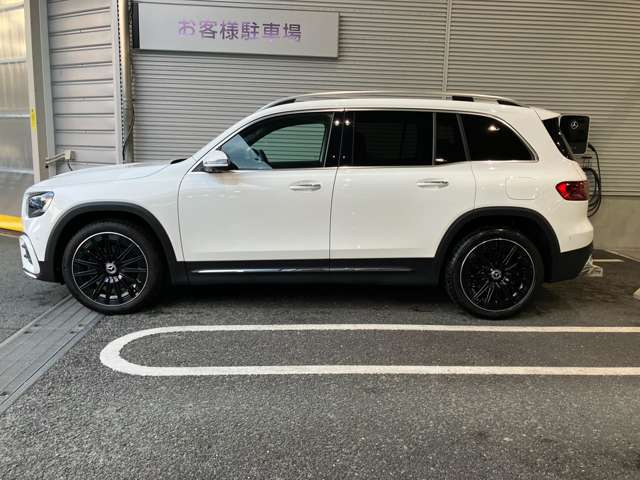 Mercedes-Benz GLB 5