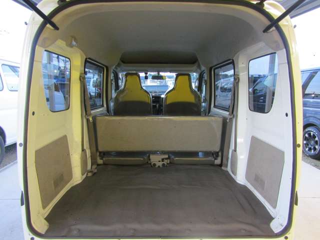 Nissan NV100 Clipper 9