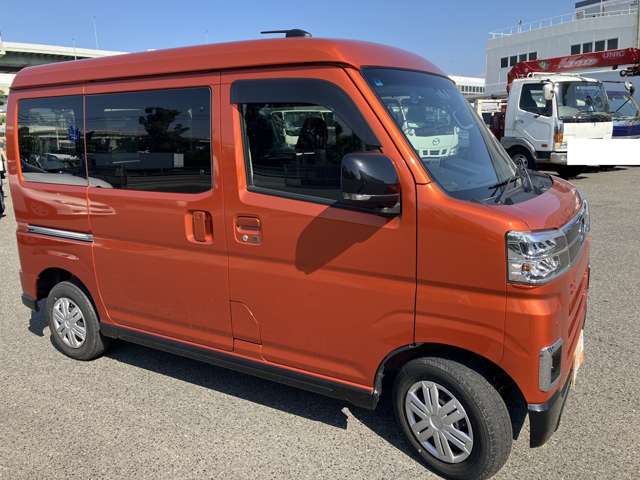 Daihatsu Atrai 7