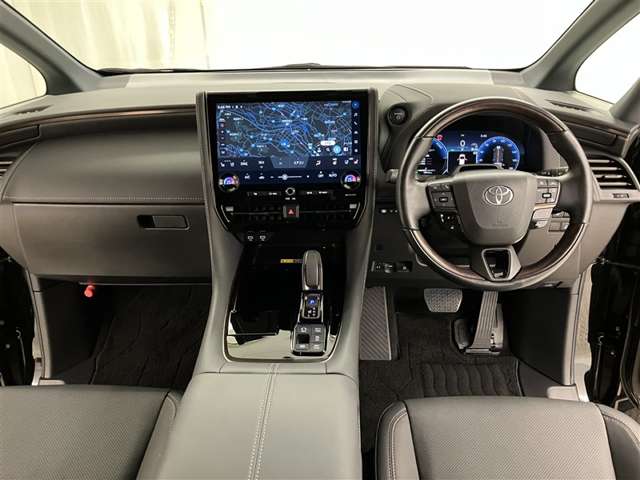Toyota Alphard 6