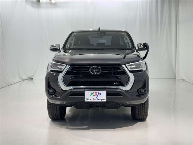 Toyota Hilux 4