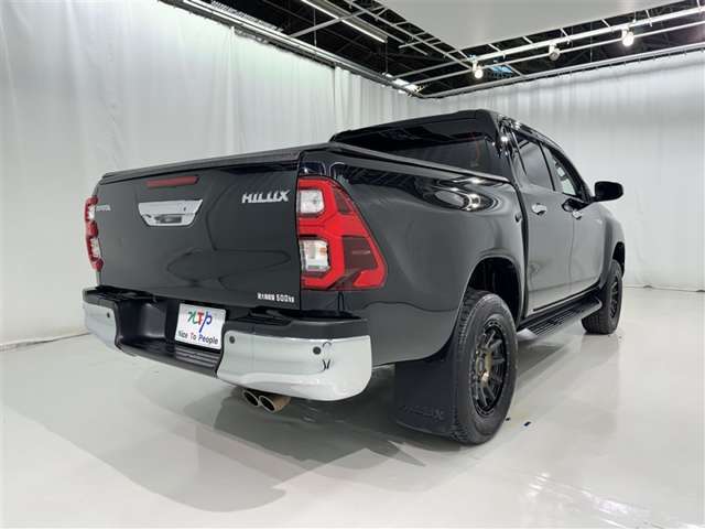 Toyota Hilux 7
