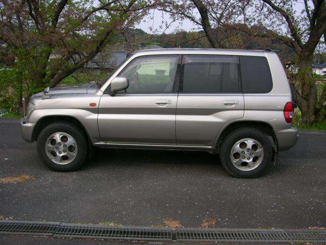 Mitsubishi Pajero iO 3